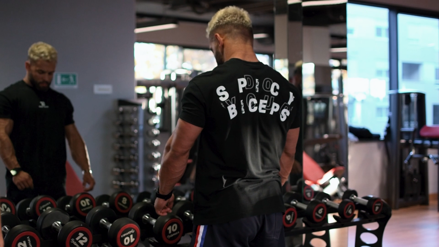 PREMIUM OVERSIZED MODEL - "Spicy biceps"